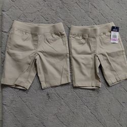 Sc hool shorts  size 6  new  both $5