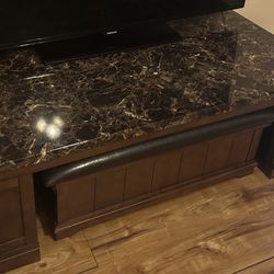 Entertainment set with rolling stools