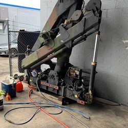 Military Crane