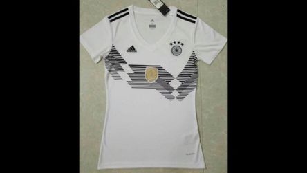 Germany home 17-18 WOMEN