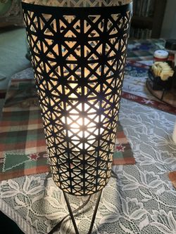MCM Mesh Lamp