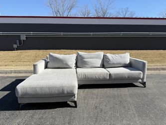 Gray Modern Left-Facing Chaise Sectional – Free Curbside Delivery