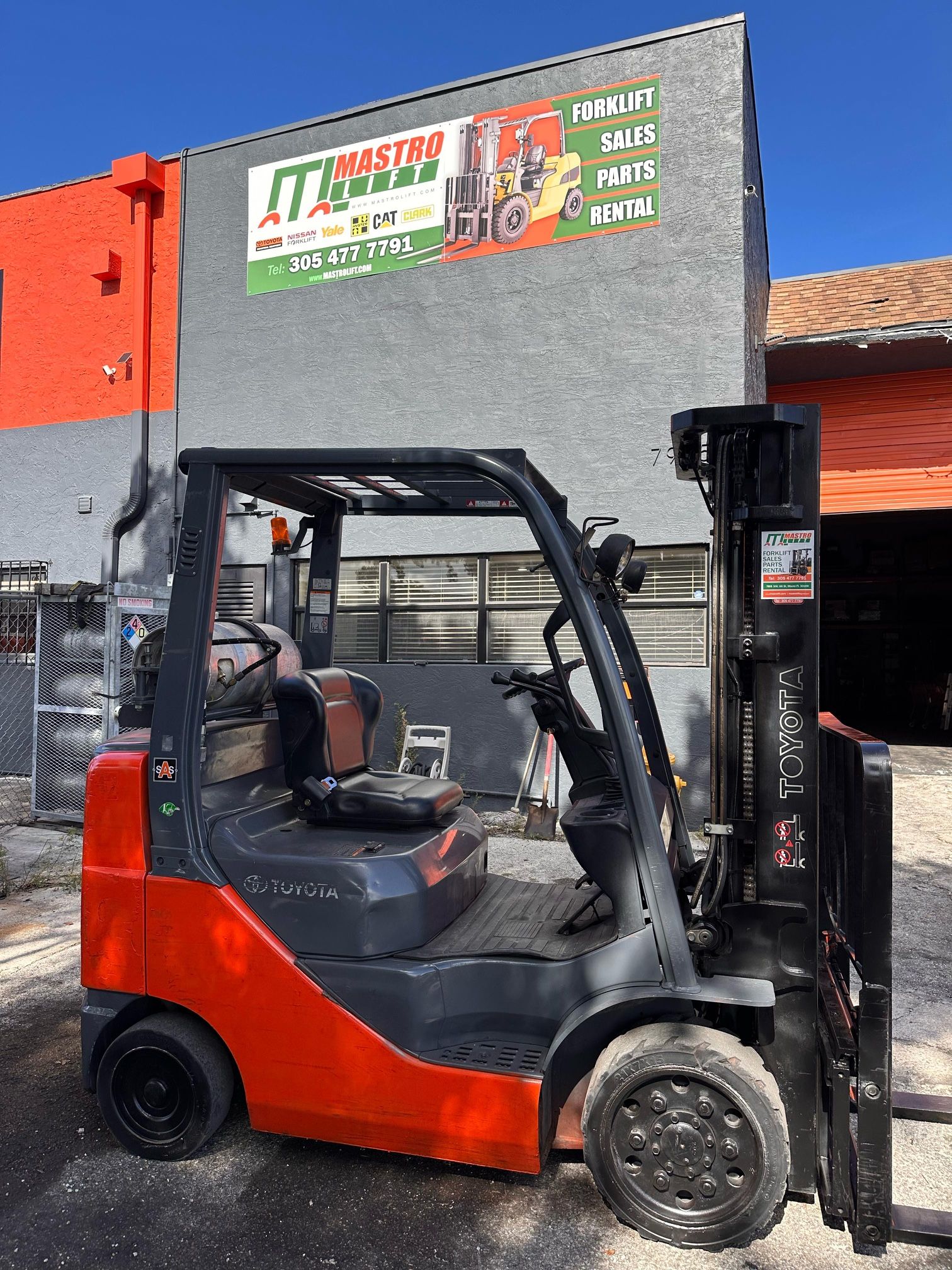 Forklift Toyota 8FGCU25