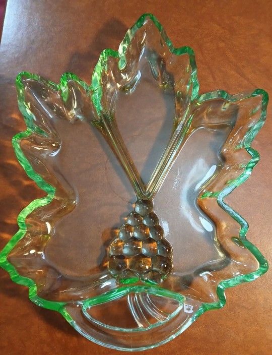 Vintage Indiana Tiara Glass - Chantilly Grape Leaf Divided Dish/Platter/Tray
