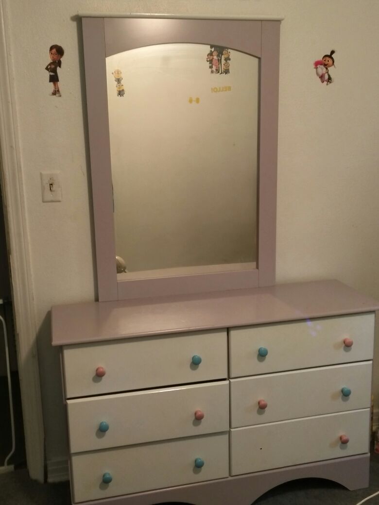 Twin head board and dresser w/mirror $60 OBO