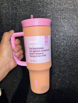Owala 40 oz Tumbler in the "Tangy Tango" colorway