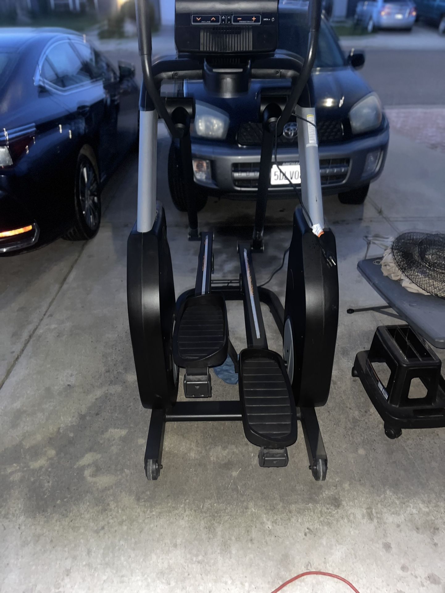 Elliptical Exercise Machine