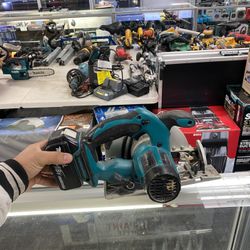 Makita 18V LXT Lithium-Ion Cordless 6-1/2 in. Lightweight Circular Saw and General Purpose Blade With 3.0Ah Battery 