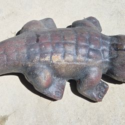 pottery alligator outdoor decor