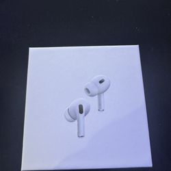 Apple AirPods Pro 2nd Generation with MagSafe Wireless Charging Case (USB‑C)...