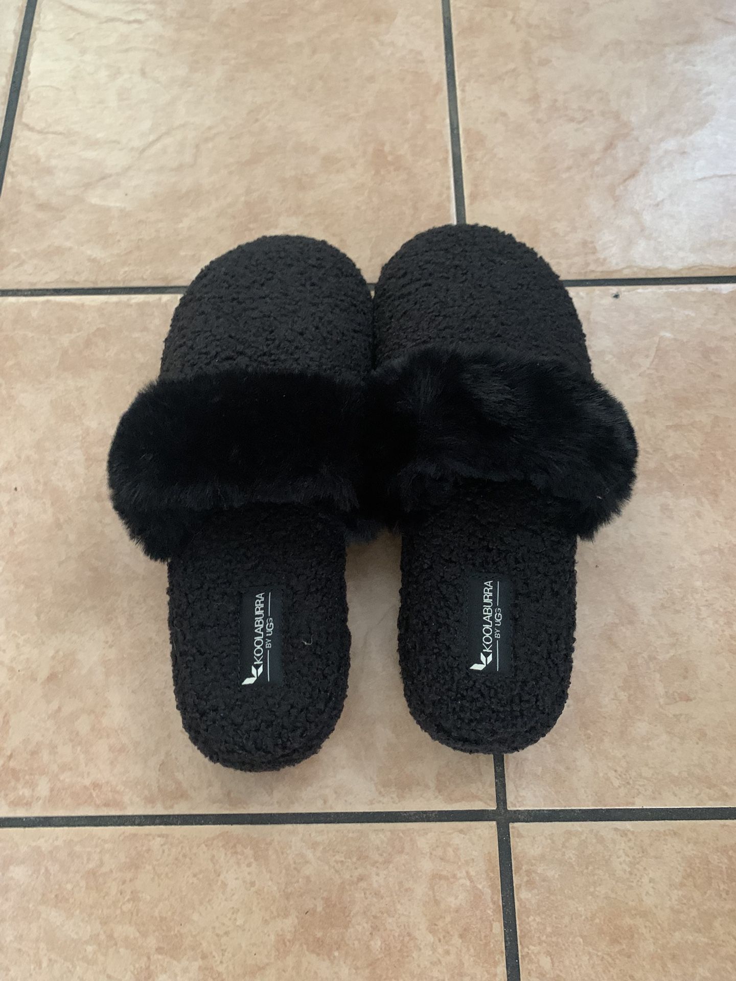 KOOLABURRA BY UGG slipper