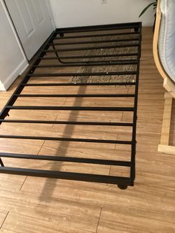 Bed frame twin size