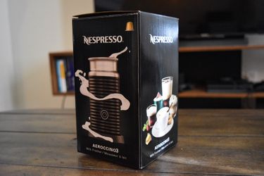 Breville Nespresso Essenza Mini Coffee Maker with Aeroccino 3 Milk Frother - Piano Black