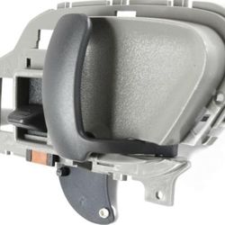 95-99 Tahoe Suburban Inside Handle Right