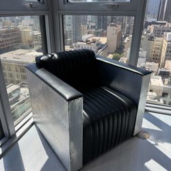 Aviator Couch 
