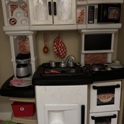 Play Kitchen