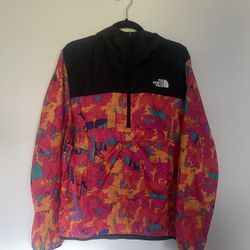 North Face Raincoat/Fanny pack. Size L.