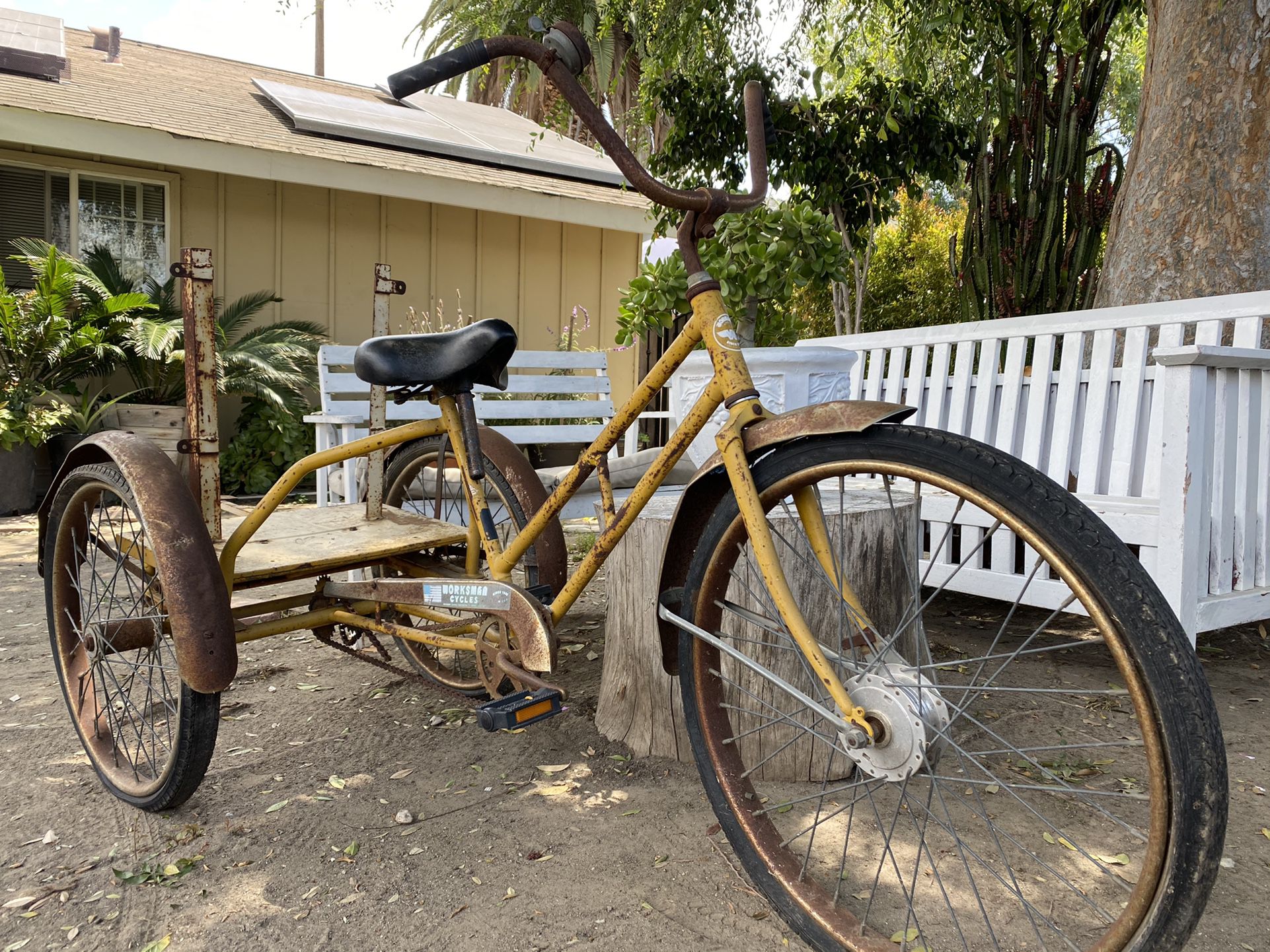 Vintage Workmen Bike Tricycle    Firm!