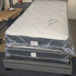 3PCS TWIN BED FRAME DISPLAY. NEW MATTRESS  & BOX SPRING 