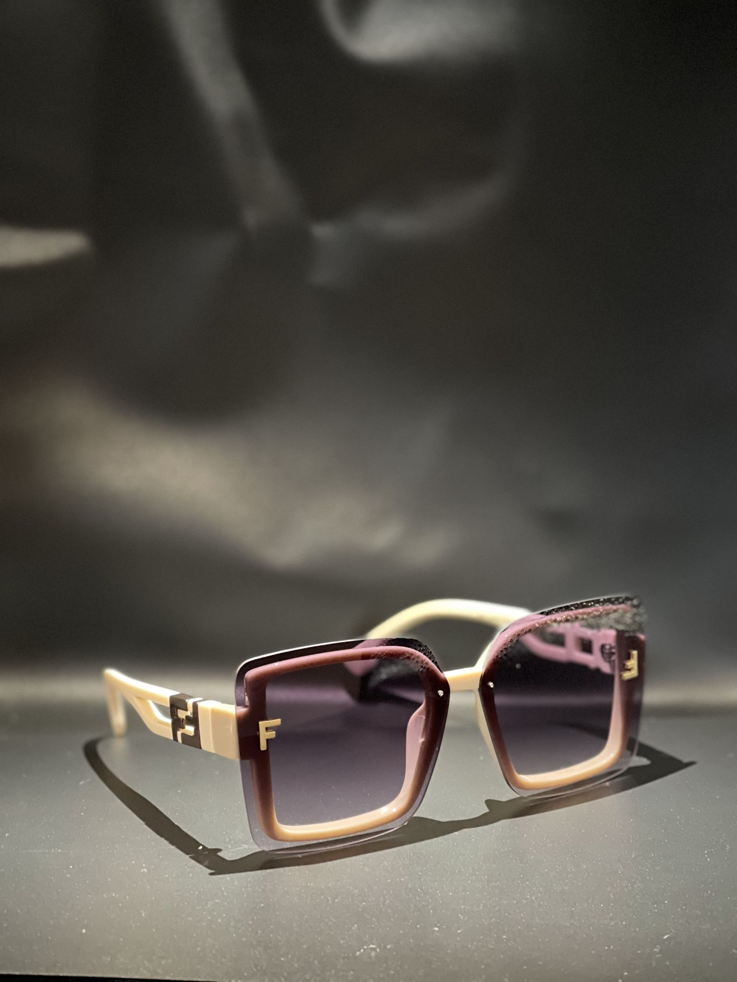 Designer Sunglasses (Beigh)