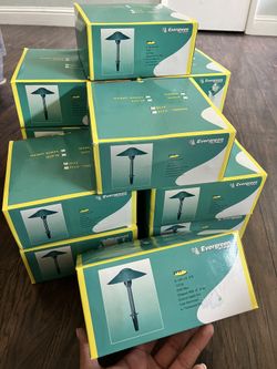 Evergreen Outdoor solar lamps (sold As Set) Can Be Discussed
