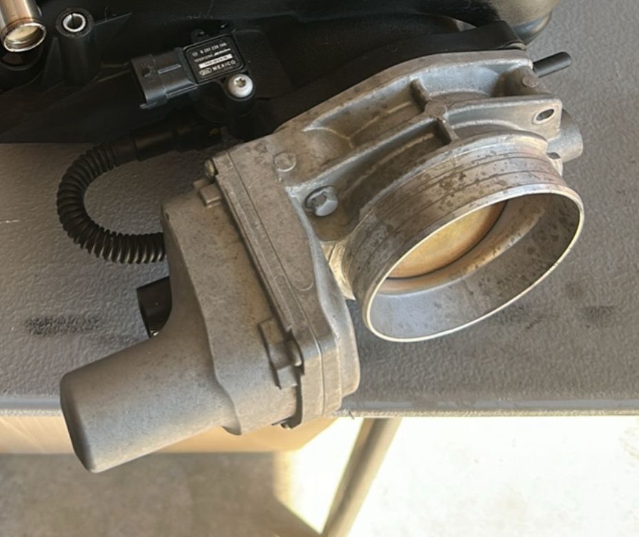 2010-2015 Camaro Throttle Body