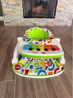 Kick & Play Deluxe Pick Me Up Seat for Infants