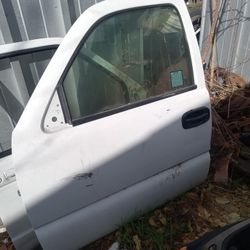 2003 Chevy 1500 Driver Side Door