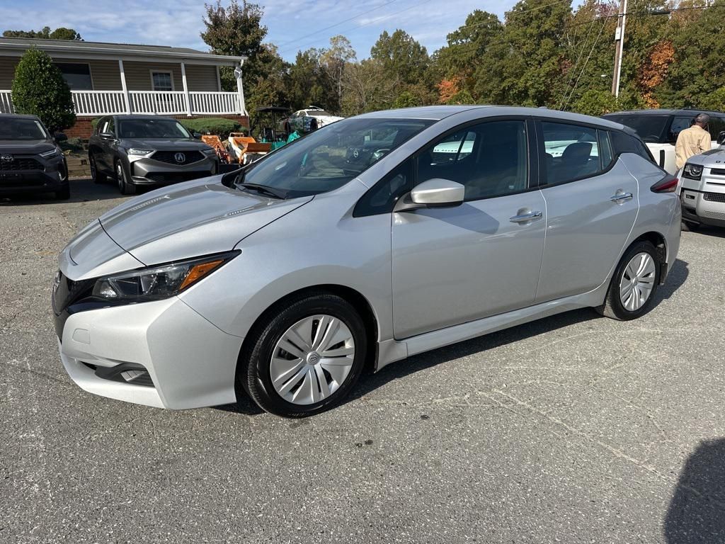 2023 Nissan LEAF