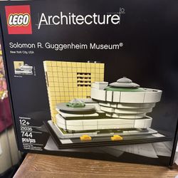Guggenheim LEGO Set NIB