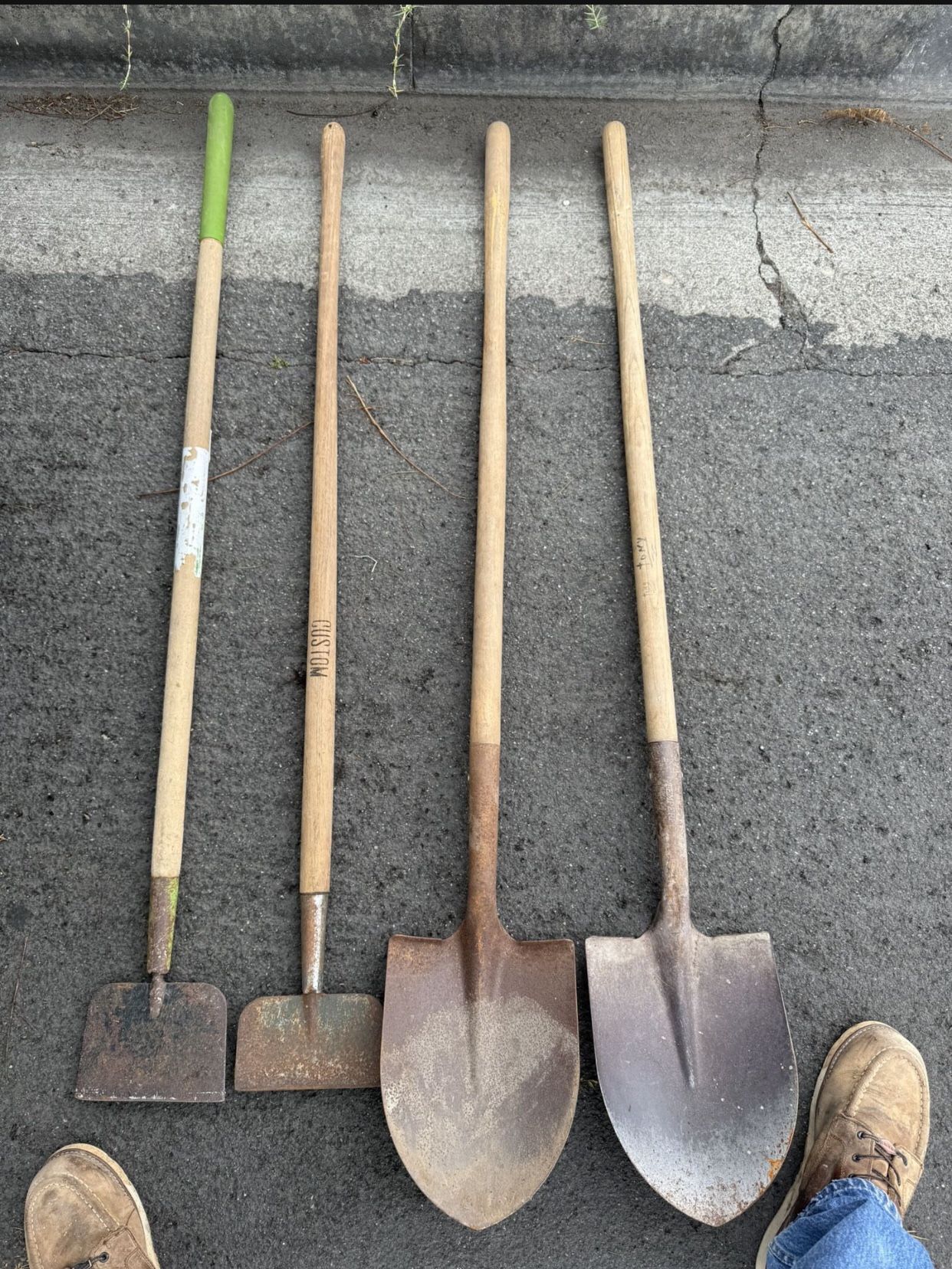 Floor Bully Flooring Scraper Tools Garden Gardening Shovel Shovels Drill Gun Ratchet Straps Brown End Table Bolt Cutters Pipe Wrench