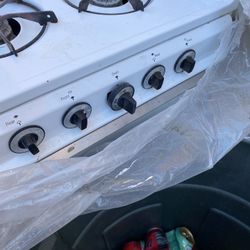 Gas Stove  Still Working 