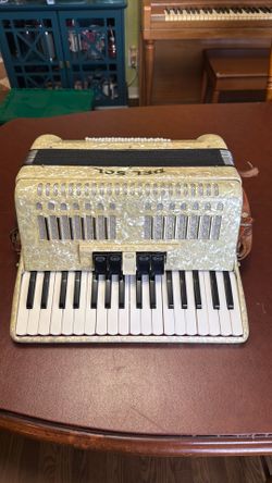 Del Sol Accordion