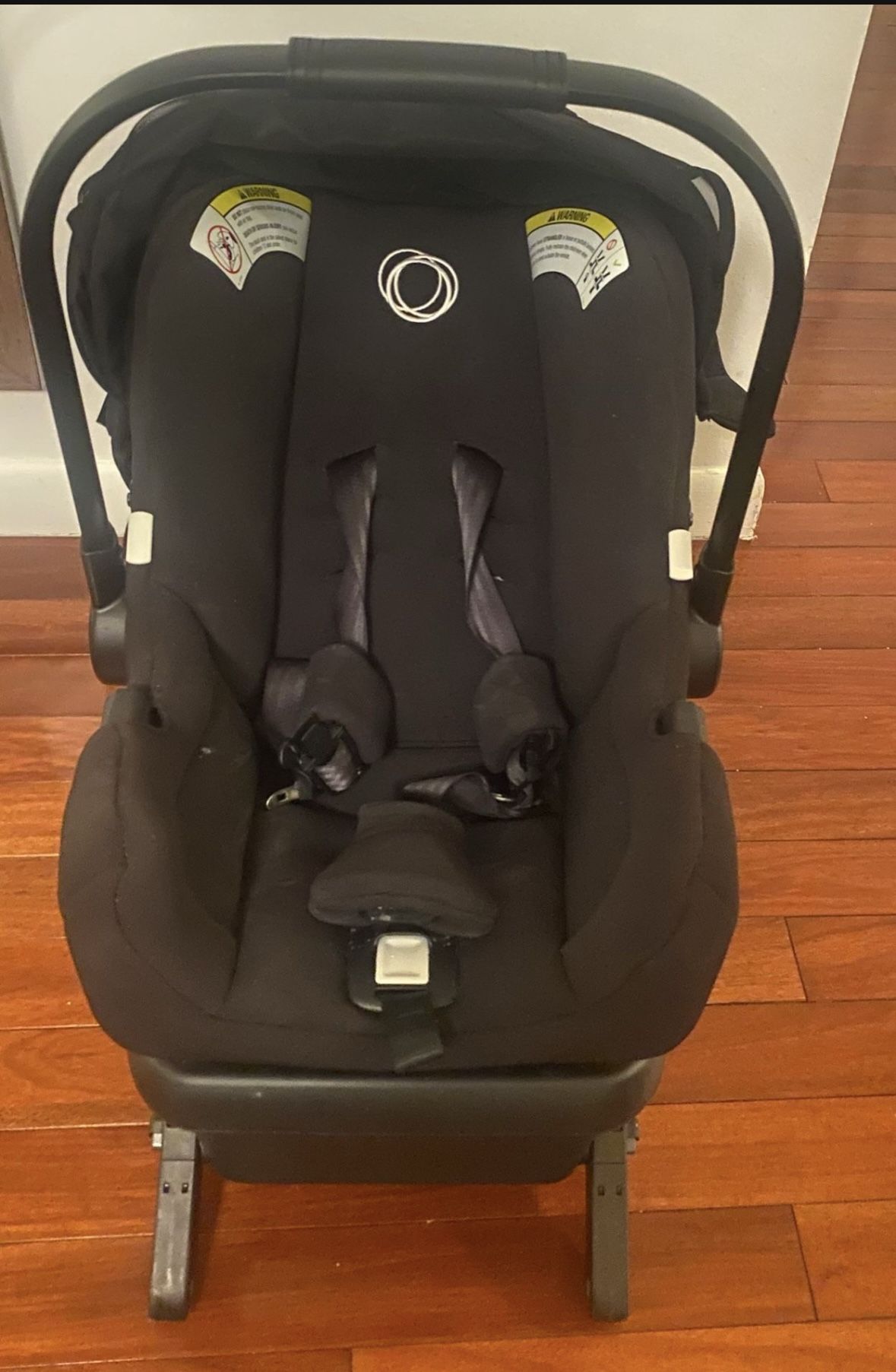 Bugaboo Turtle One By Nuna Car Seat with Base