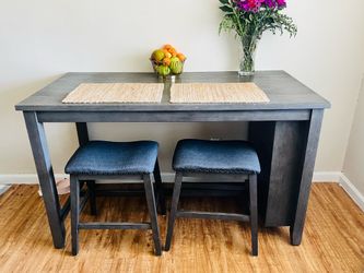 Kitchen table