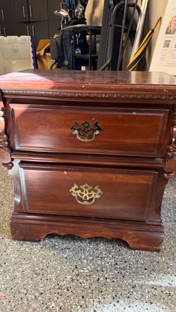 2 Drawer Nightstand