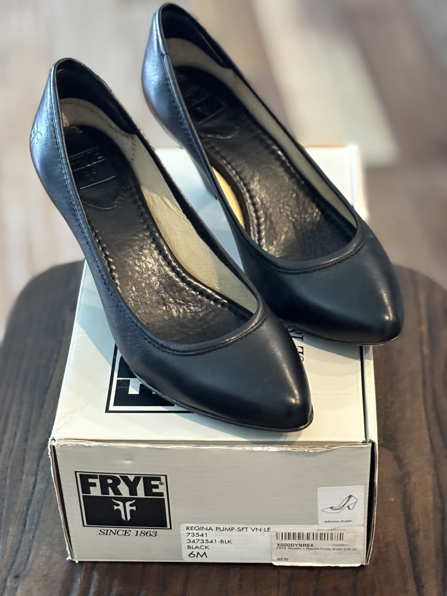 FRYE Regina Pump