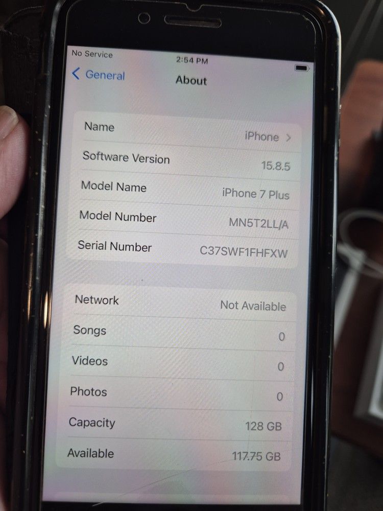 I Phone 7 Plus With All The Extras In Excellent Condition