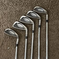 Pinseekers Iron Golf Clubs