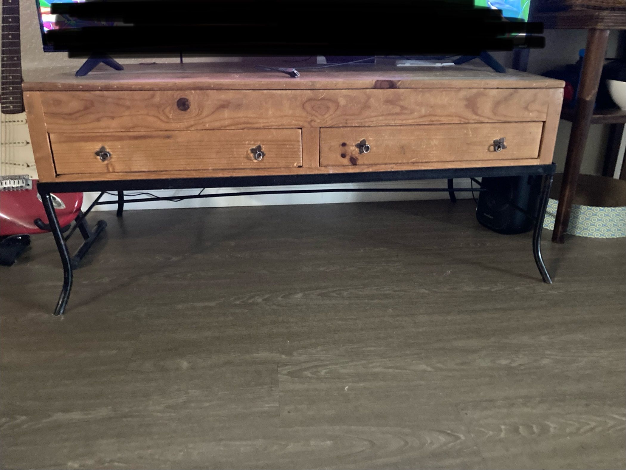Storage Table