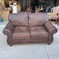 2 Seater Couch. Good Condition 