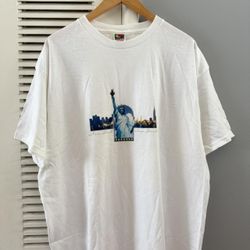 Vintage New York New York Statute Of Liberty Destination Souvenir T-shirt  