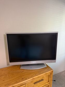 JVC Flat Screen TV with Stand
