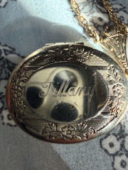Vintage Tiffany co locket no trades