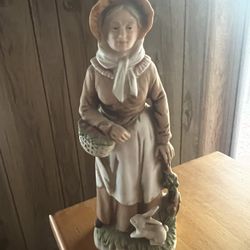 Vintage figurine 