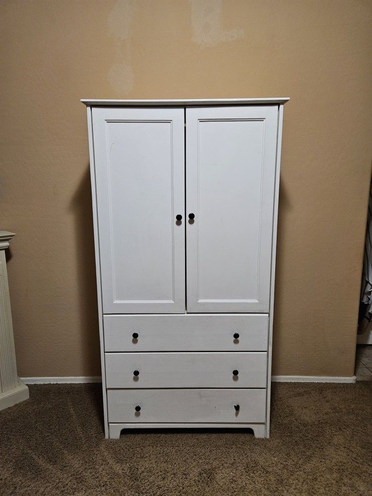 NOT SELLING SEPARATELY Armoire, TV Stand, End Tables