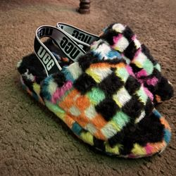 UGG Slippers *WORN ONCE*