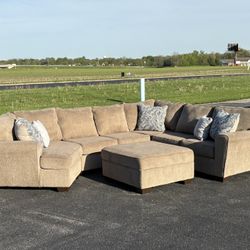 3 Piece Sectional With Ottoman (Delivery Available)