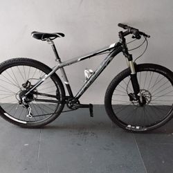 BICYCLE TREK 9 SPEED SIZE 29 BRAND NEW 