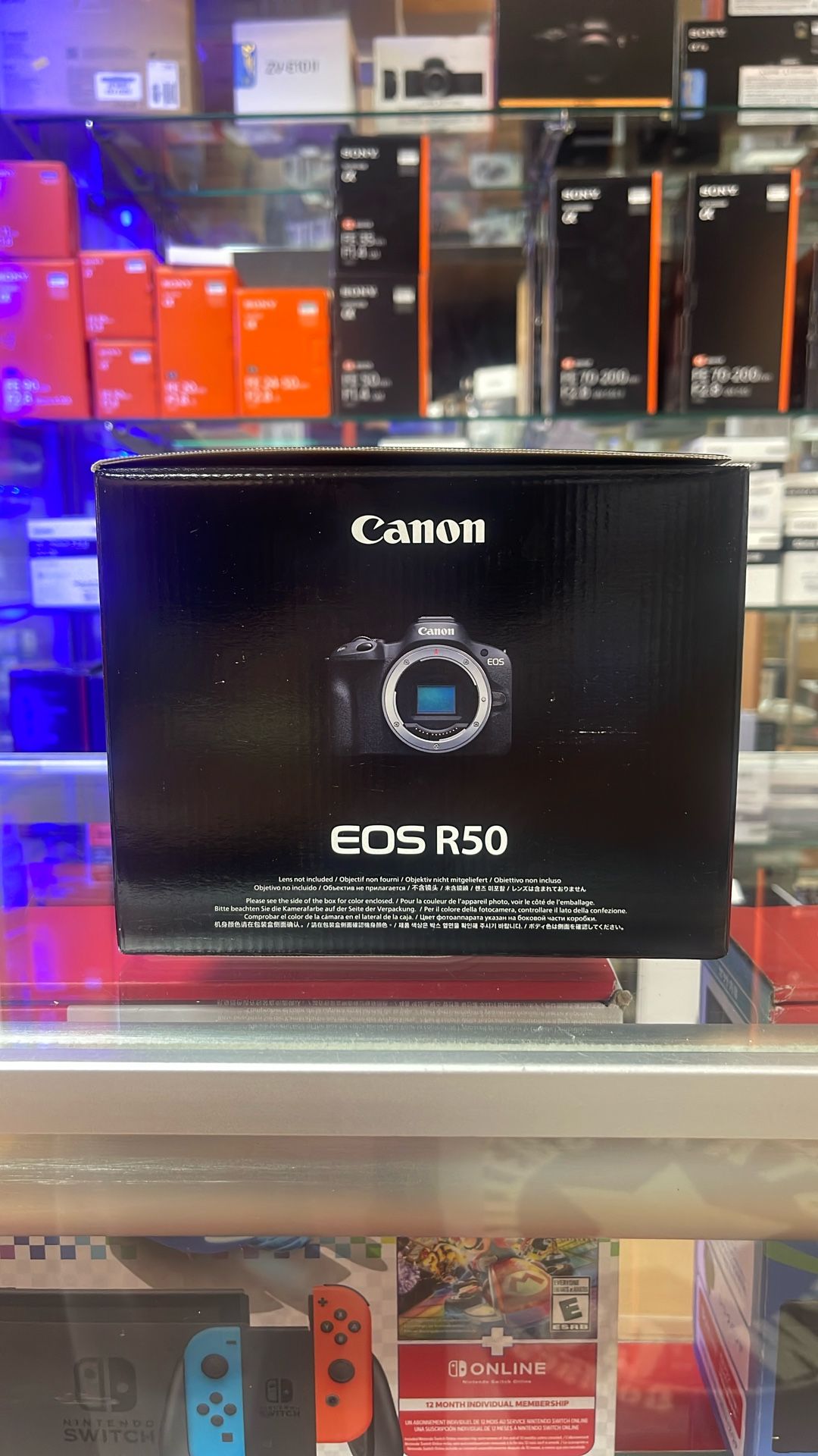 Canon EOS R50